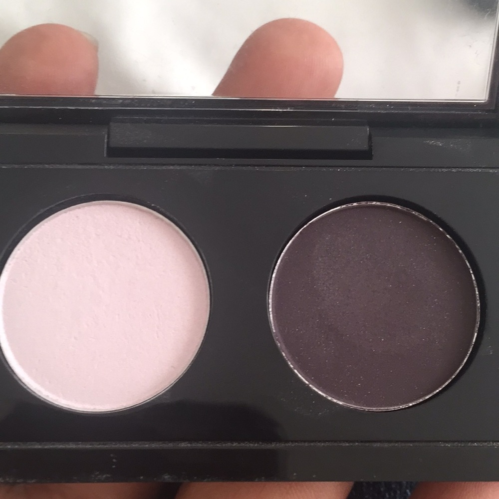 Eye shadows